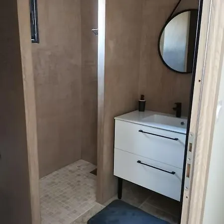 Maison En Campagne Holiday home Avignon