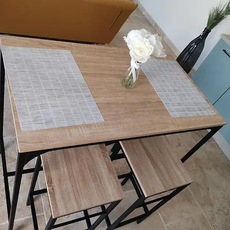 Holiday home Maison En Campagne Avignon