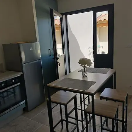 Maison En Campagne Holiday home Avignon